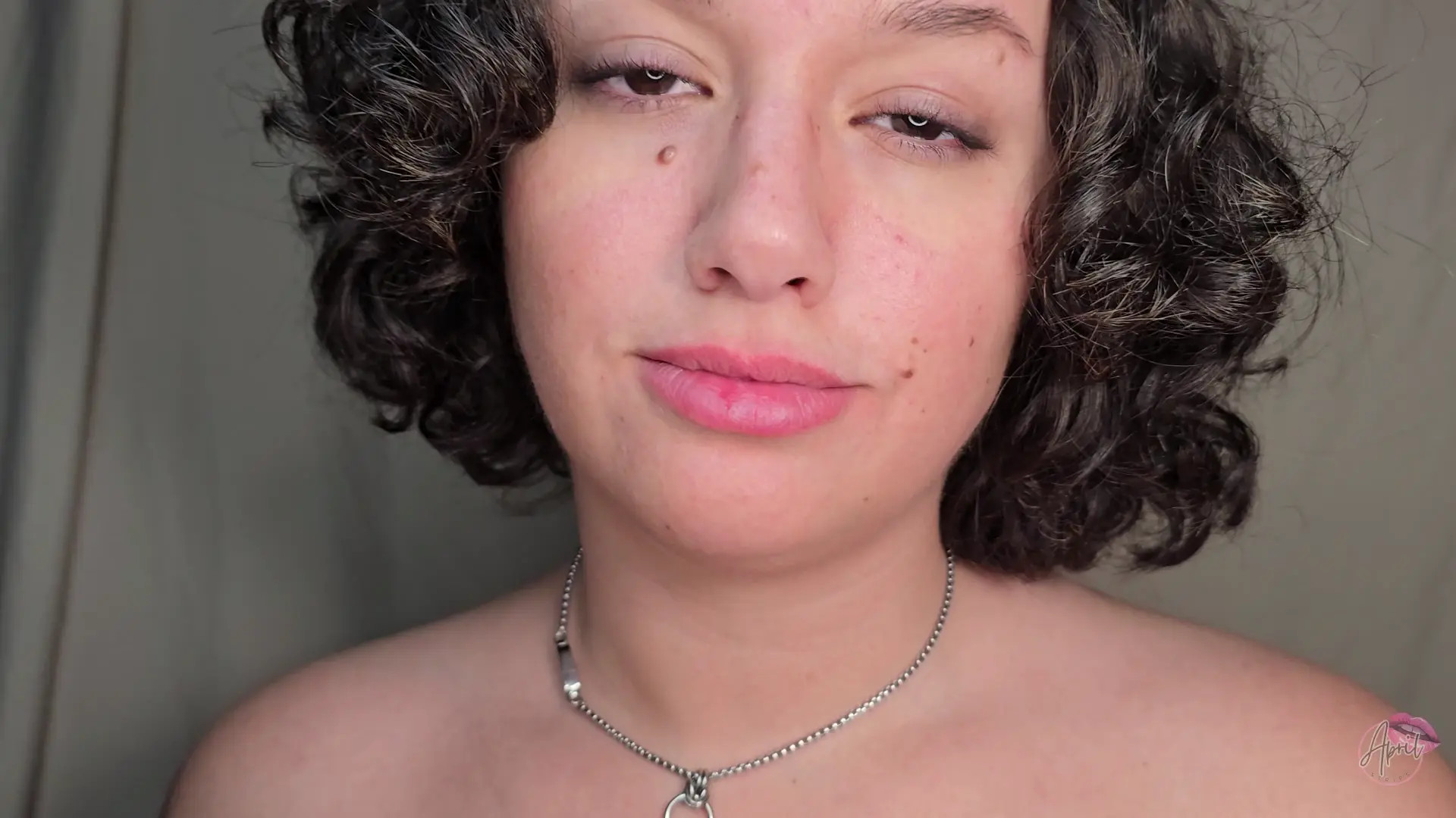 Exclusive Leak: AprilStrips - Plump Red Lips - Stream in FullHD | Hotleakxxx.com