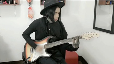 black crow - A BEAUTIFUL LIE